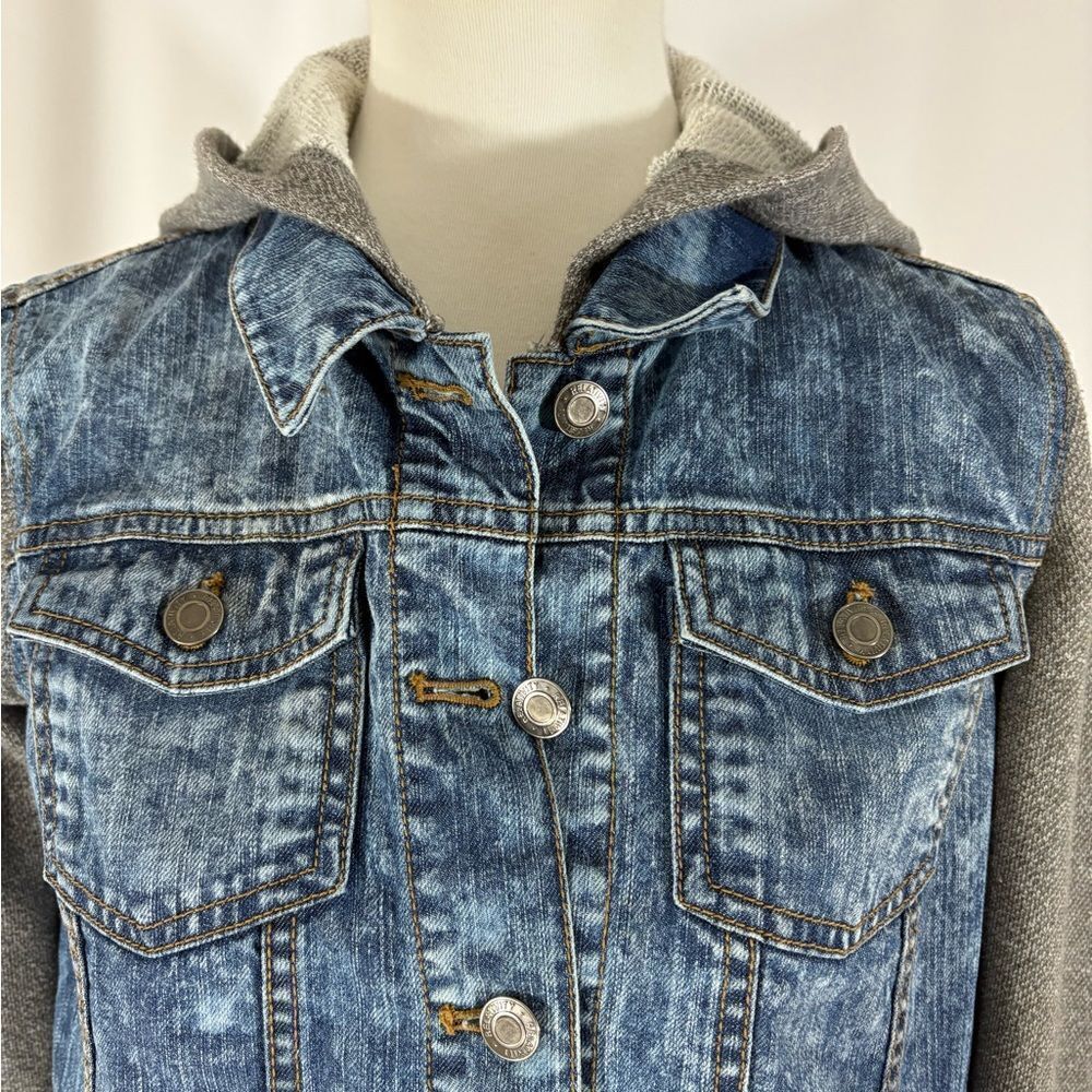 Relativity Hooded Denim Jacket - Picture 3 of 7